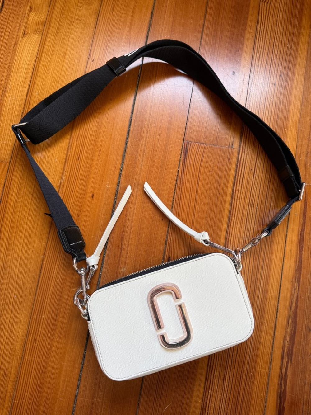 Marc Jacobs White Snapshot Bag